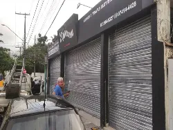 Fabricante de portas automáticas - Modelo Rolo | Residência Imagem