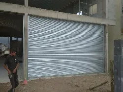 Portão Aragões Porta de Enrolar Imagem