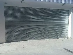 Porta de Enrolar Automática Cega Imagem
