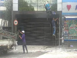 Porta de enrolar automática em Santa Isabel Imagem