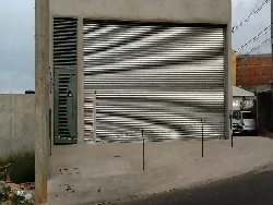 Porta de enrolar automática no litoral norte Imagem